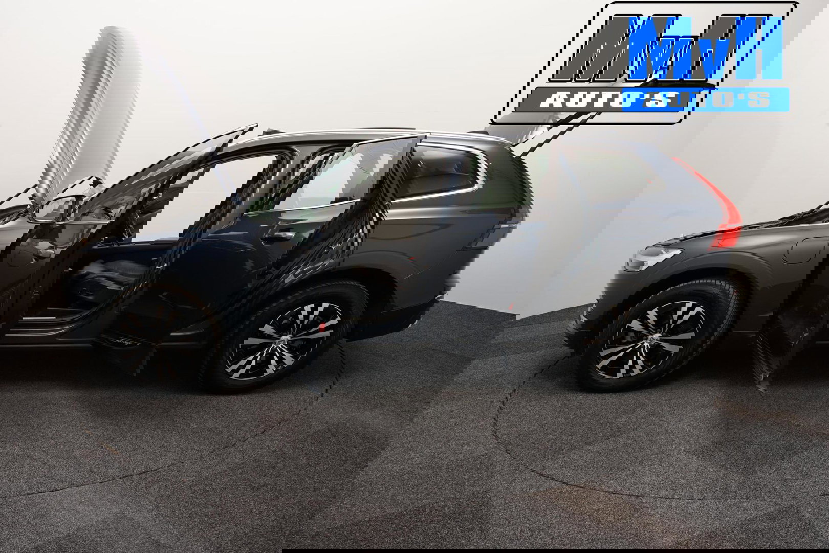 Volvo XC60 2.0 Recharge T6 AWD Business Pro|PANO|LUXE!|TREKH