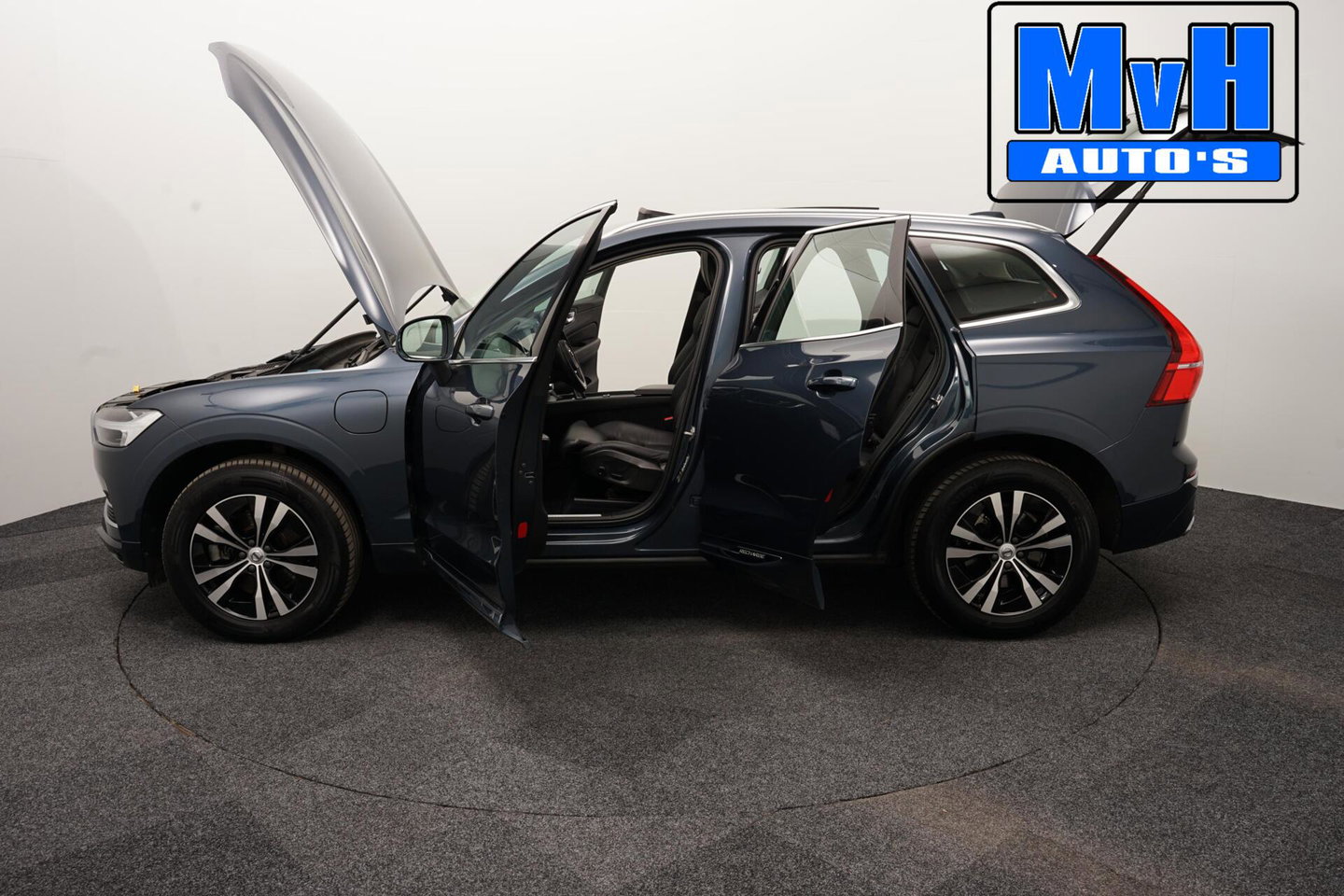 Volvo XC60 2.0 Recharge T6 AWD Business Pro|PANO|LUXE!|TREKH