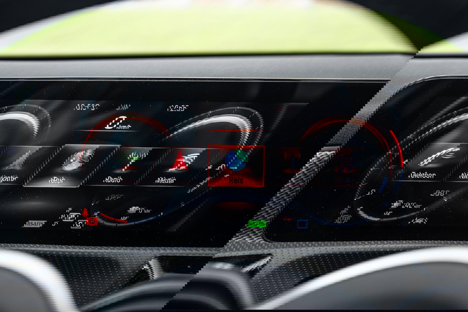 Mercedes-Benz A-Klasse 250 e Business Solution Luxury Limited CARPLAY / LEER / CAMERA / AUTOMAAT