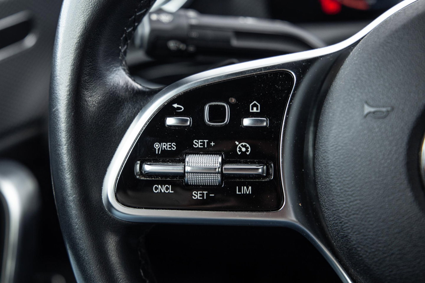 Mercedes-Benz A-Klasse 250 e Business Solution Luxury Limited CARPLAY / LEER / CAMERA / AUTOMAAT