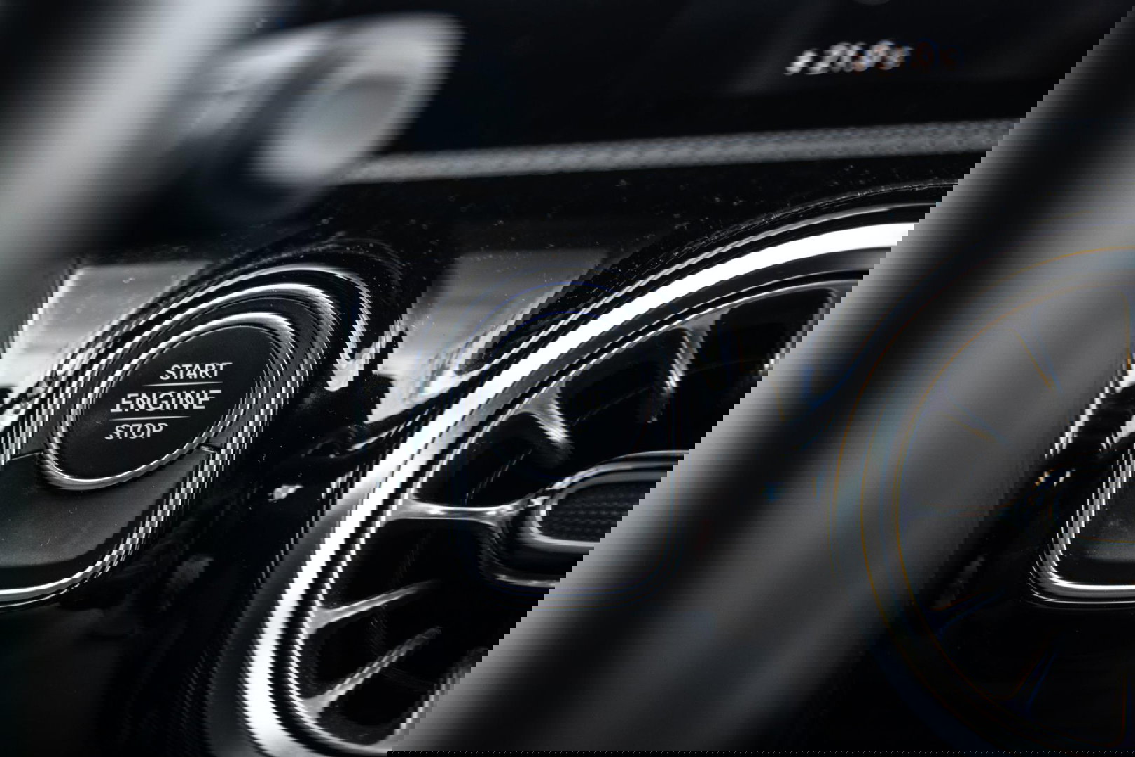 Mercedes-Benz A-Klasse 250 e Business Solution Luxury Limited CARPLAY / LEER / CAMERA / AUTOMAAT