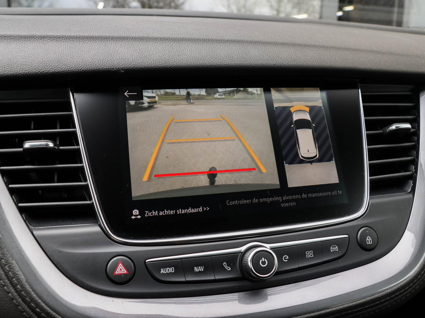 Opel Grandland X 1.6 Turbo Hybrid4 Ultimate