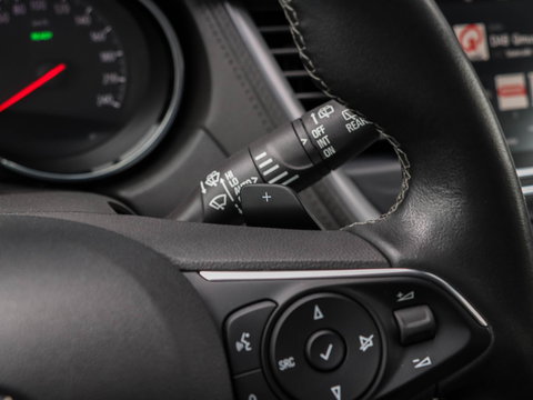 Opel Grandland X 1.6 Turbo Hybrid4 Ultimate