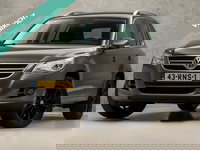 Volkswagen Tiguan - 1.4 TSI Sport&Style 150Pk (NAVIGATIE, CLIMATE, GETINT GLAS, TREKHAAK, SPORTSTOELEN, CRUISE, PARKEERSENSOREN, NIEUWE APK, NIEUWSTAAT)