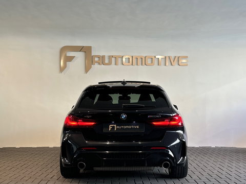 BMW 1-serie M135i xDrive Executive Pano|Keyless|Sfeer|HuD
