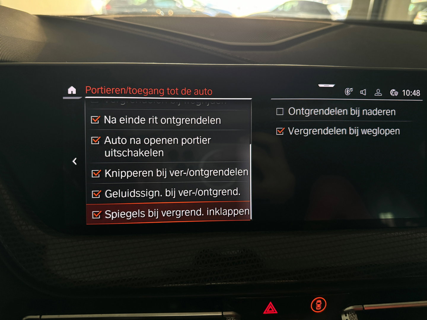 BMW 1-serie M135i xDrive Executive Pano|Keyless|Sfeer|HuD