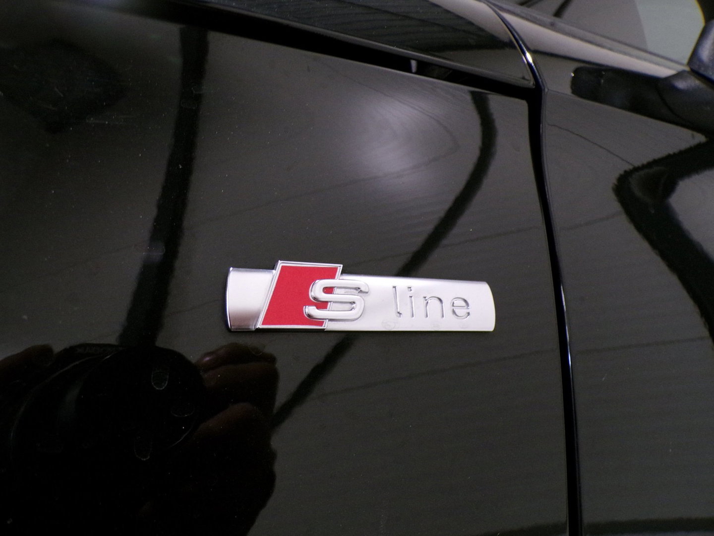 Audi A1 Sportback 1.0 TFSI Adrenalin S-Line "Origineel NL!" Automaat! Stoelverwarming Parkeersensoren Navigatie Bluetooth 17"Velg