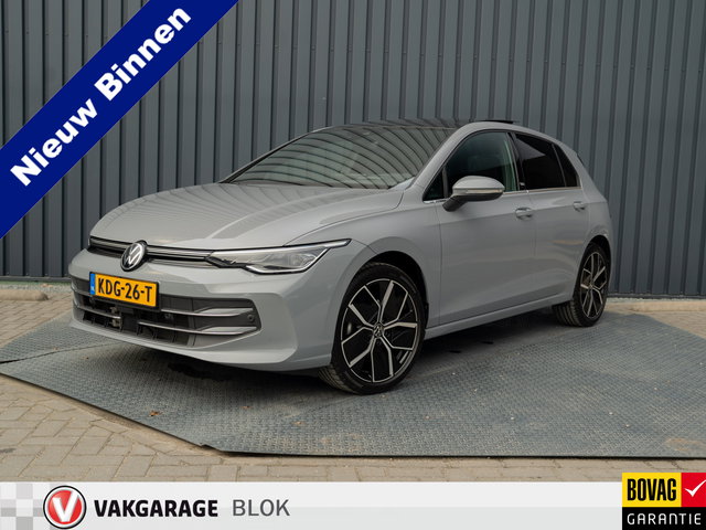 Volkswagen Golf - 1.5 eTSI 50 Edition | Panodak | Trekhaak wegkl. | Stoelgeheugen | Head Up | IQ Light | Prijs Rijklaar!!