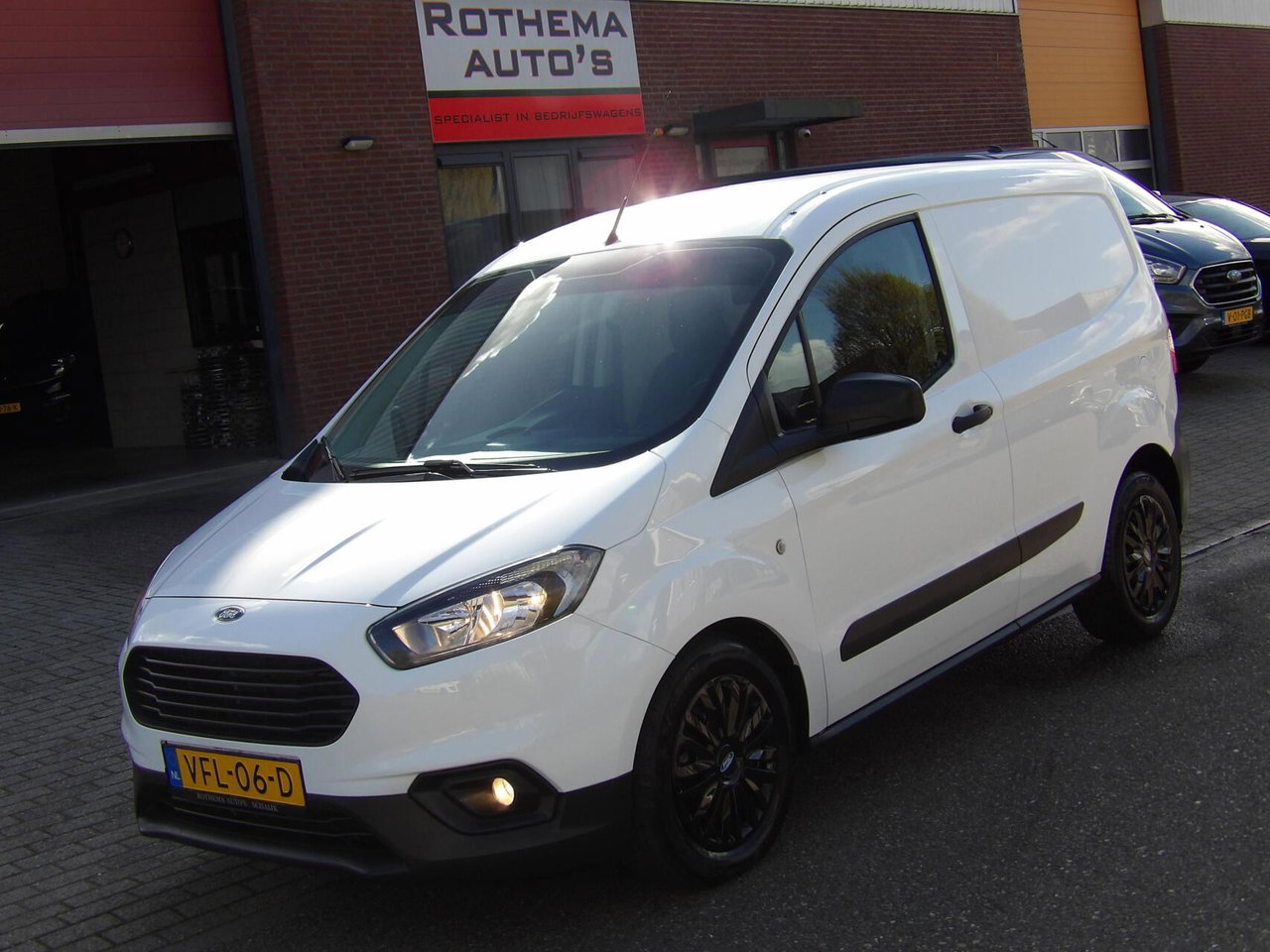 Ford Transit Courier