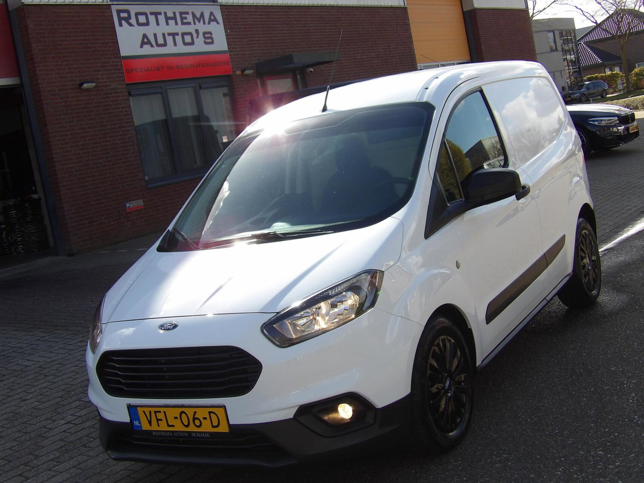 Ford Transit Courier