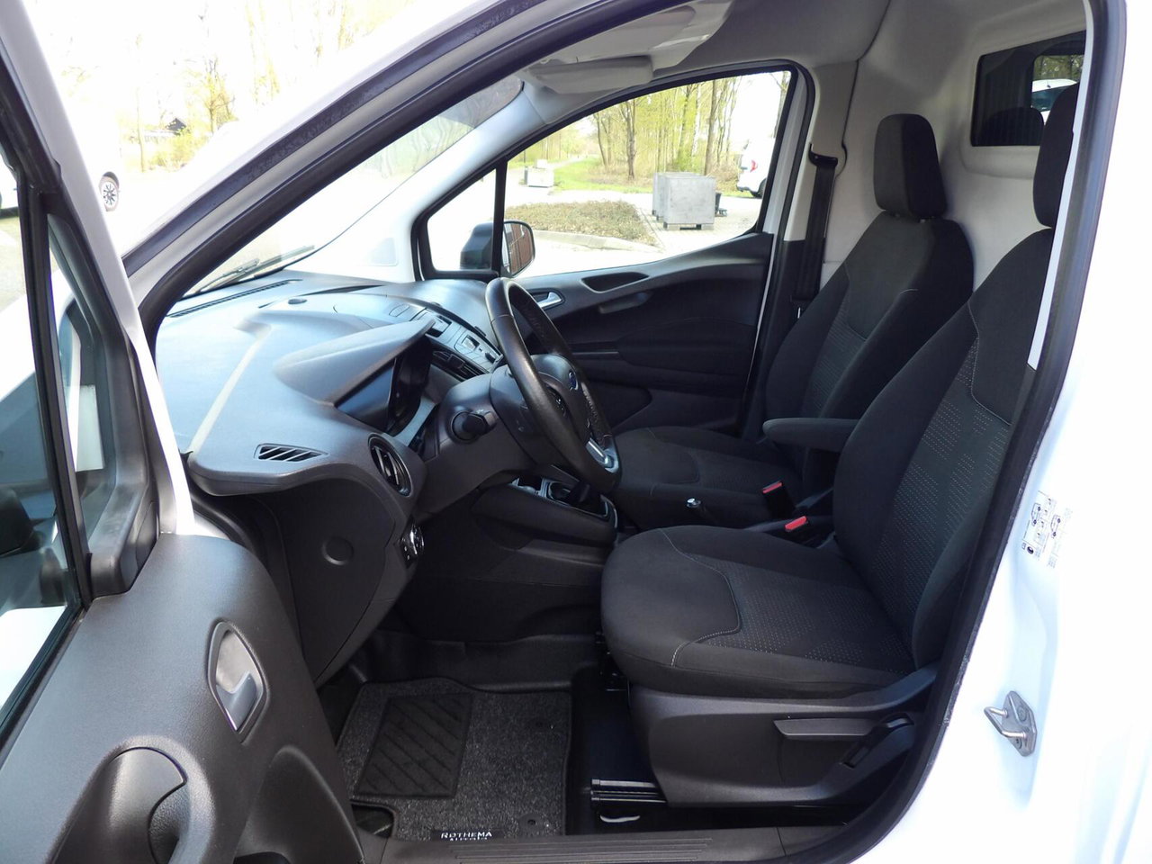 Ford Transit Courier