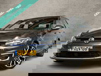 Volkswagen Golf - 1.4 TSI GTE 204Pk Automaat (SCHUIFDAK, APPLE CARPLAY, CAMERA, LEDER, STOELVERWARMING, SPORTSTOELEN, GETINT GLAS, ADAPTIVE CRUISE, NIEUWSTAAT)