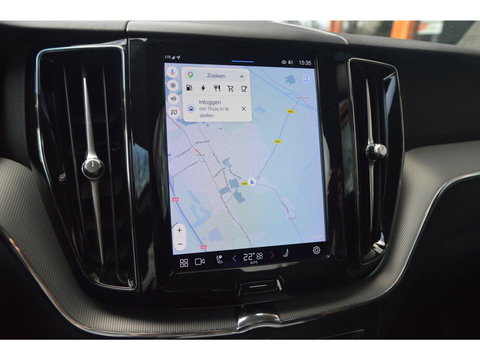 Volvo XC60 T6 Hybride AWD Plus Dark LONG RANGE | Panoramadak | Stoel + Stuur Verwarmd | Camera | Apple CarPlay |