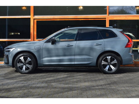 Volvo XC60 T6 Hybride AWD Plus Dark LONG RANGE | Panoramadak | Stoel + Stuur Verwarmd | Camera | Apple CarPlay |