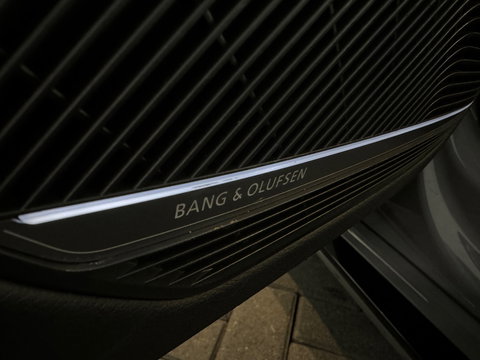 Audi RS4 Avant 2.9 TFSI quattro Ceramic|Pano|HuD|B&O|Massage