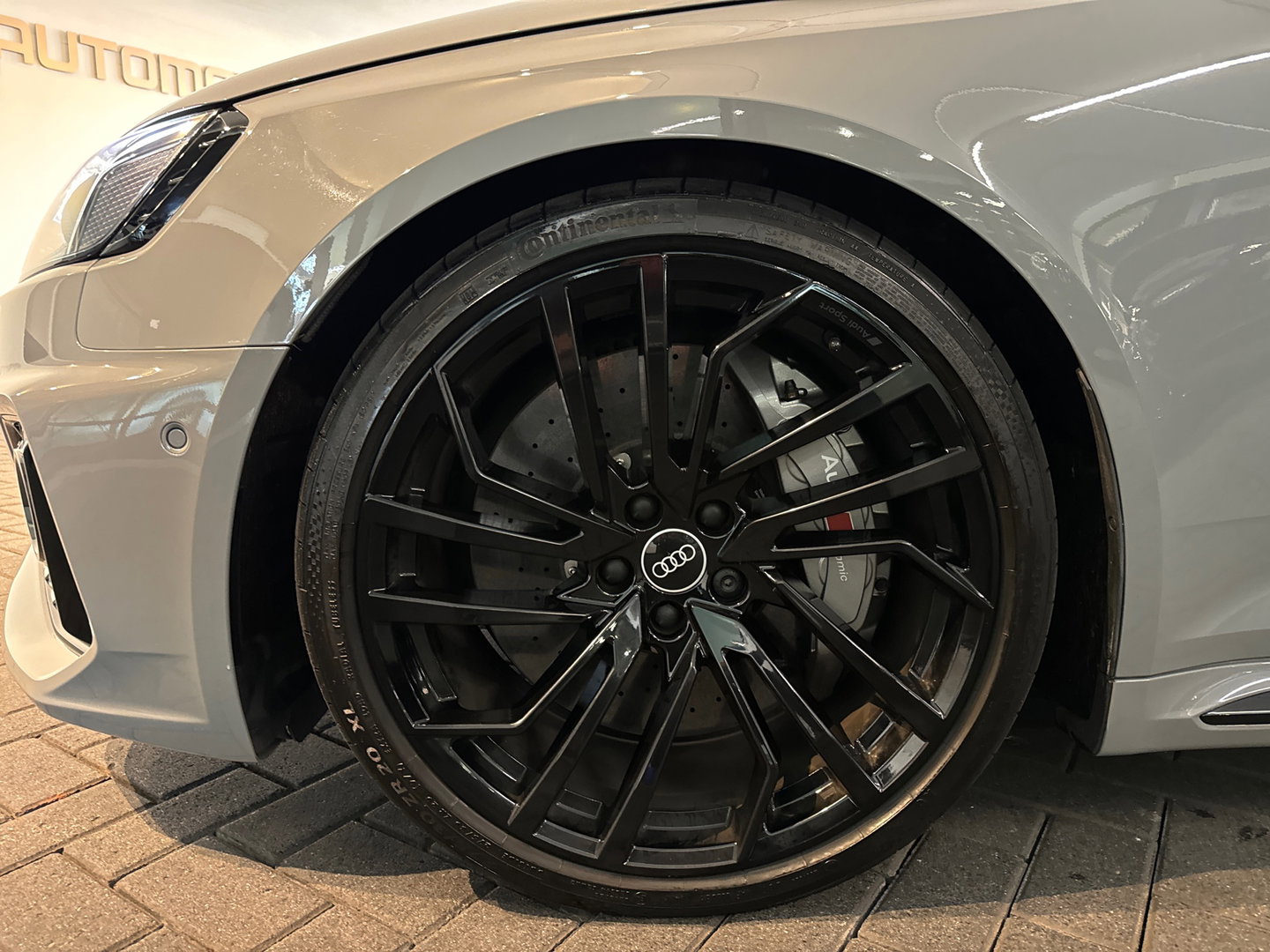 Audi RS4 Avant 2.9 TFSI quattro Ceramic|Pano|HuD|B&O|Massage