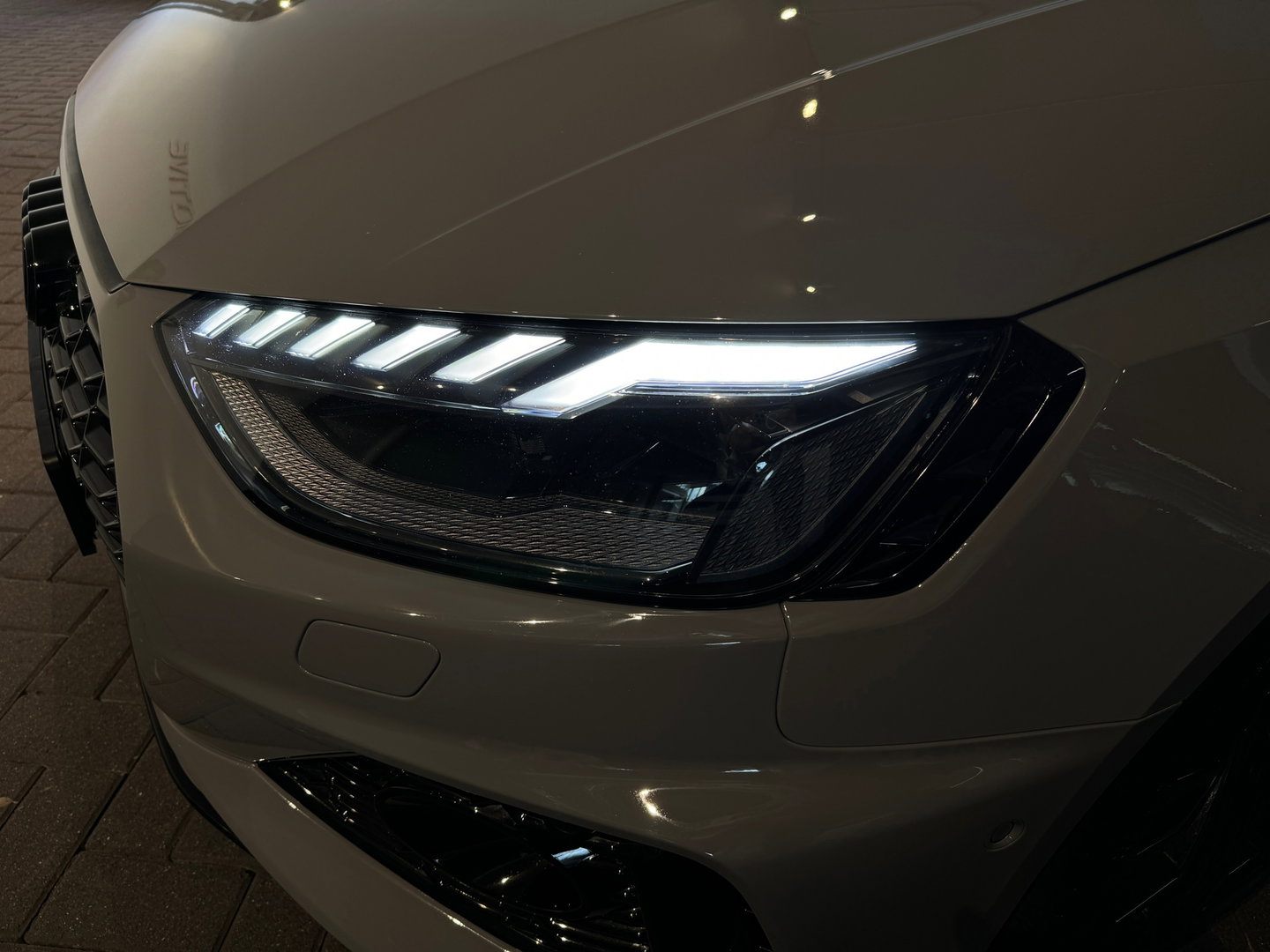 Audi RS4 Avant 2.9 TFSI quattro Ceramic|Pano|HuD|B&O|Massage