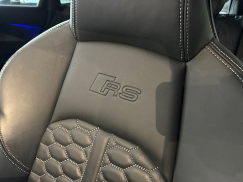 Audi RS4 Avant 2.9 TFSI quattro Ceramic|Pano|HuD|B&O|Massage