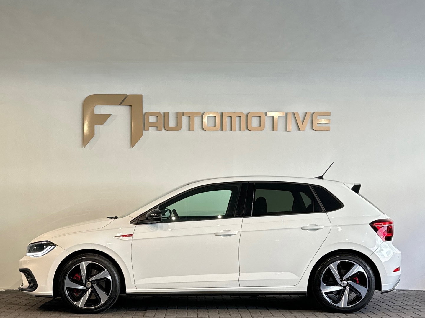 Volkswagen Polo 2.0 TSI GTI Sfeer|CarPlay|IQ|Keyless|Virtual