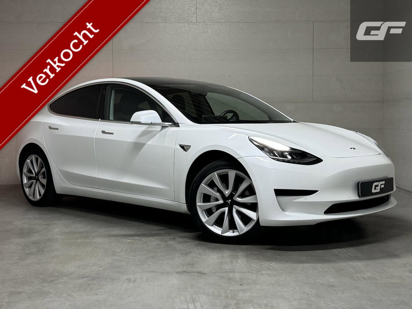 Tesla Model 3 Standard Plus 60 kWh Autopilot Pano NAP