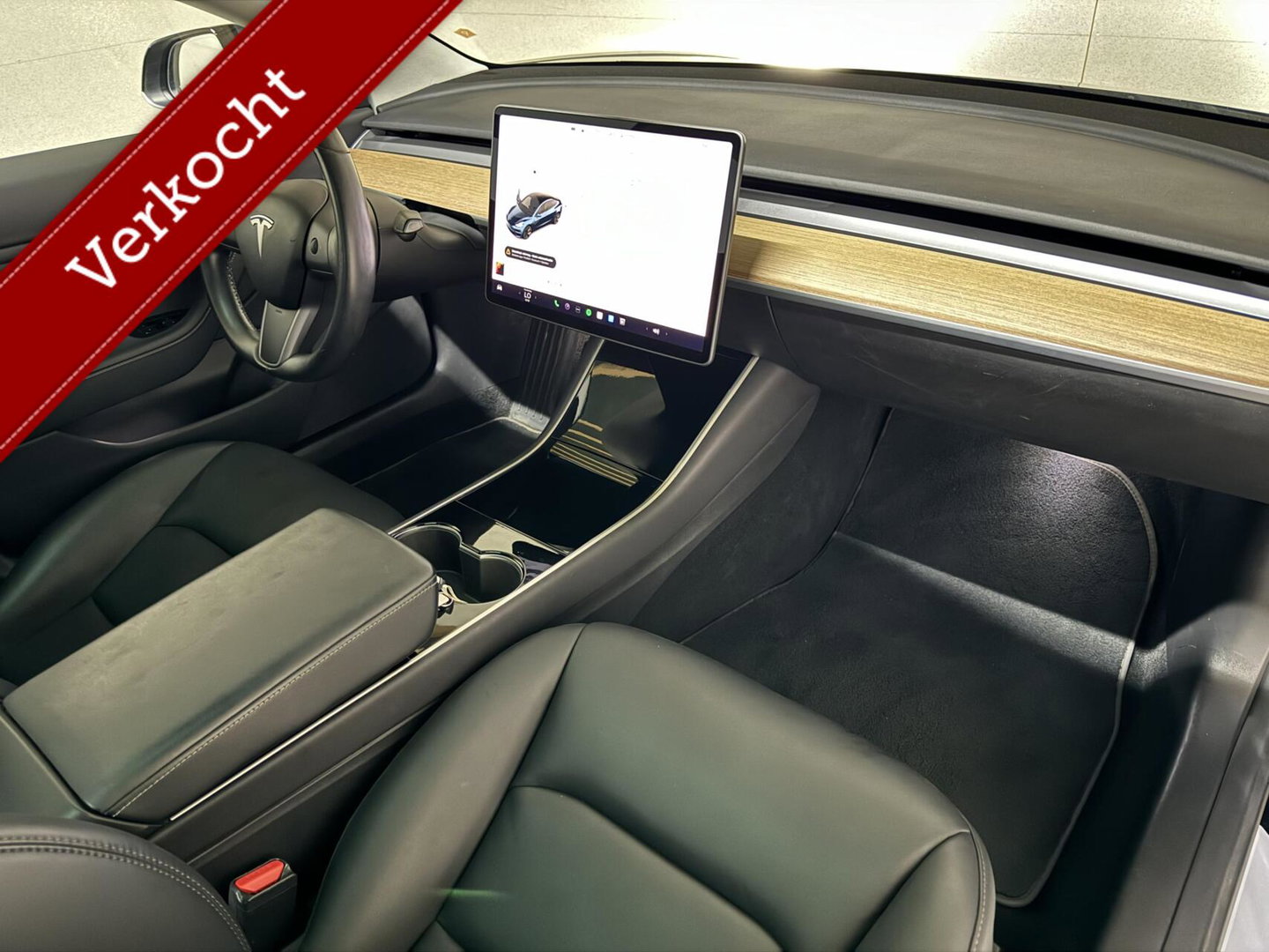 Tesla Model 3 Standard Plus 60 kWh Autopilot Pano NAP