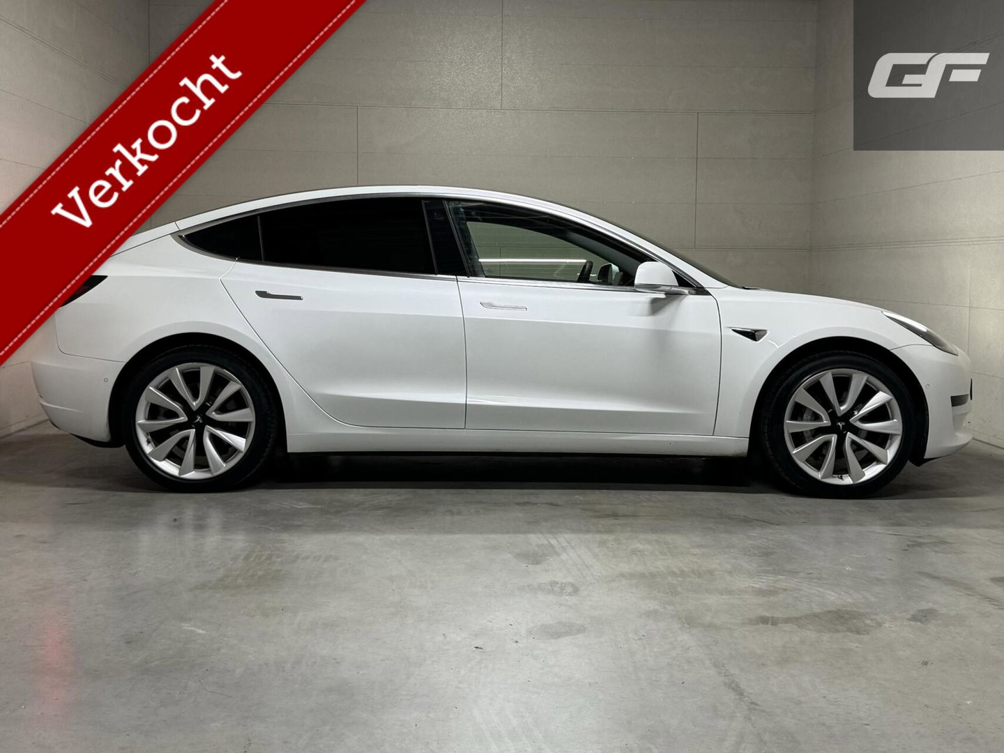 Tesla Model 3 Standard Plus 60 kWh Autopilot Pano NAP