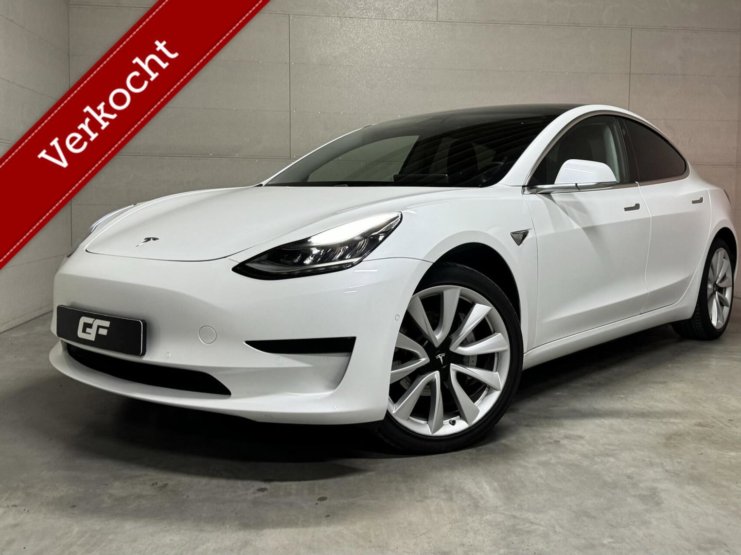 Tesla Model 3 Standard Plus 60 kWh Autopilot Pano NAP