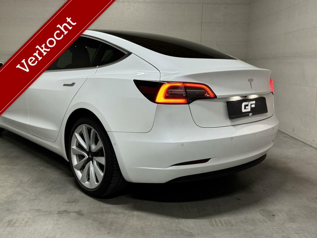 Tesla Model 3 Standard Plus 60 kWh Autopilot Pano NAP