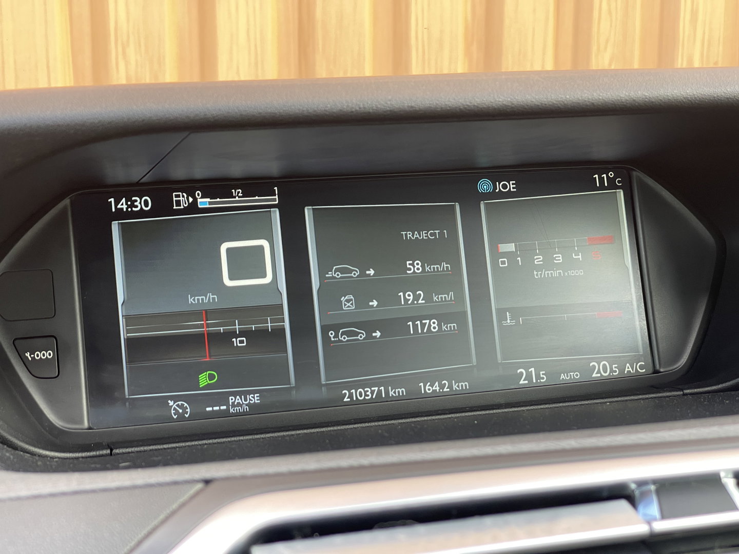 Citroën Grand C4 Picasso 1.6 BlueHDi Business 98 gram | 7 persoons! | Bluetooth | Trekhaak | Airconditioning | Navigatie | Achteruitrijcamera |