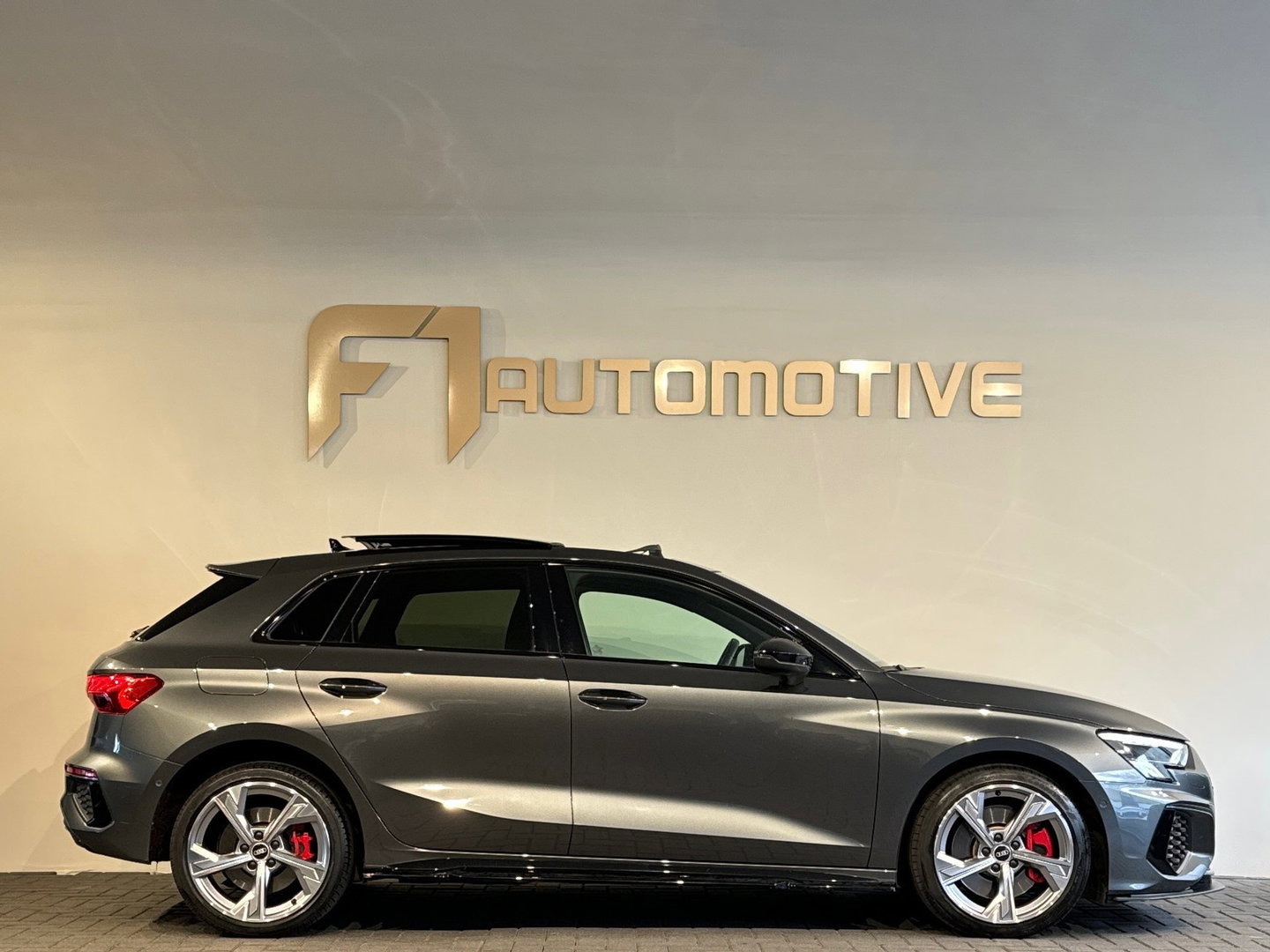 Audi A3 Sportback 45 TFSI e S Line Pano|Keyless|Dodehoek|ACC