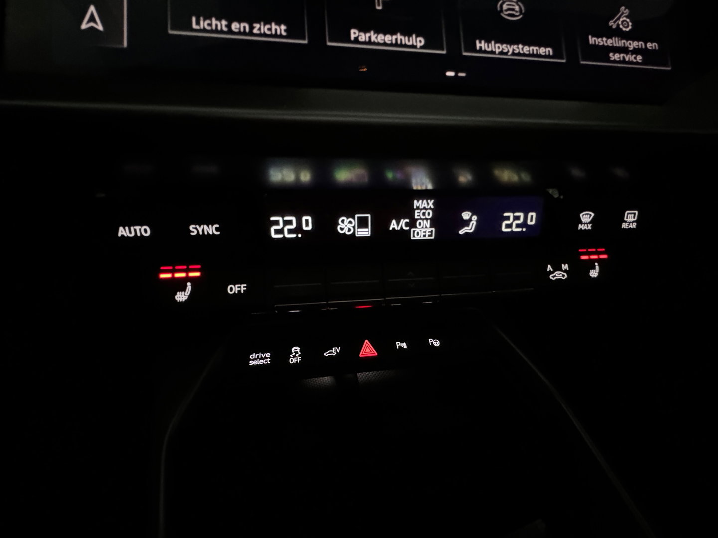 Audi A3 Sportback 45 TFSI e S Line Pano|Keyless|Dodehoek|ACC