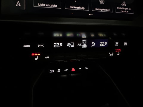 Audi A3 Sportback 45 TFSI e S Line Pano|Keyless|Dodehoek|ACC