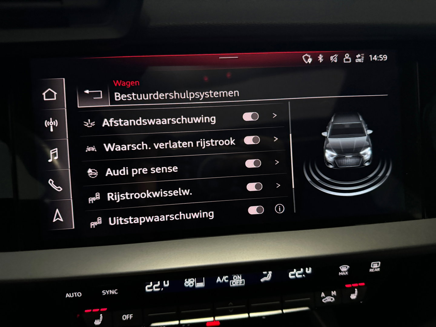 Audi A3 Sportback 45 TFSI e S Line Pano|Keyless|Dodehoek|ACC