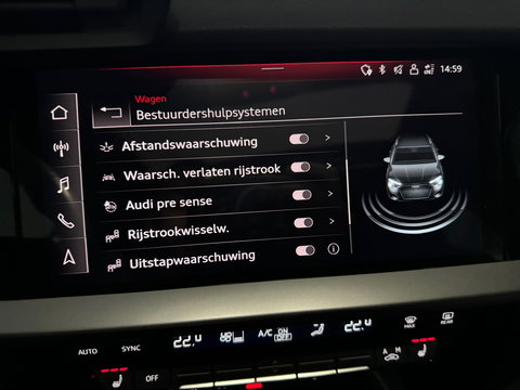 Audi A3 Sportback 45 TFSI e S Line Pano|Keyless|Dodehoek|ACC