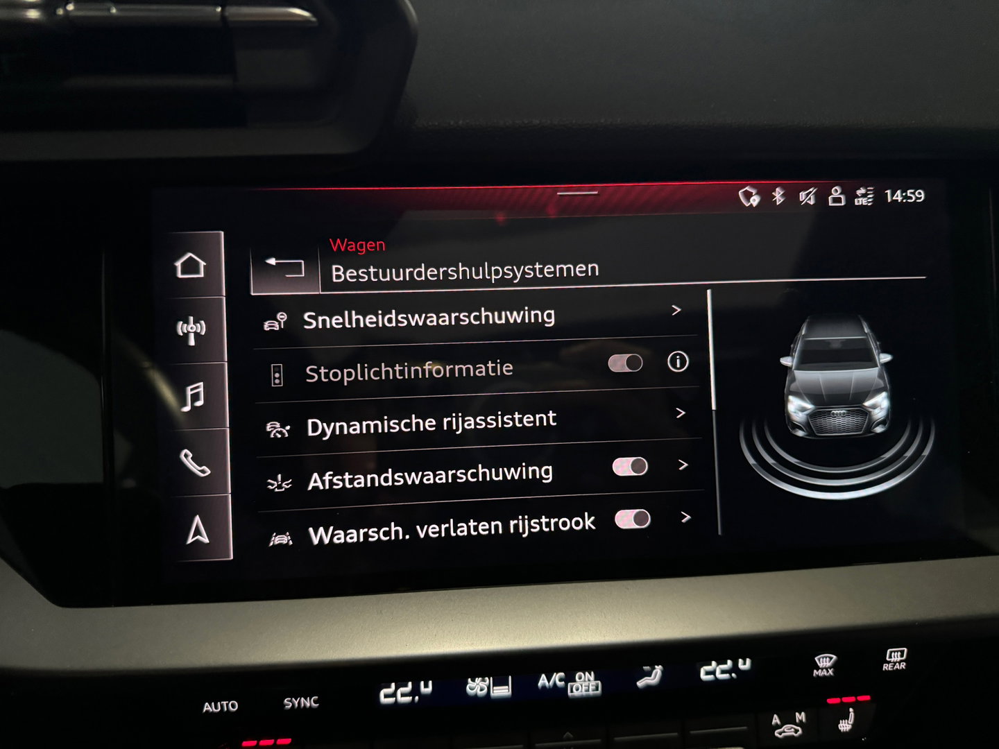 Audi A3 Sportback 45 TFSI e S Line Pano|Keyless|Dodehoek|ACC