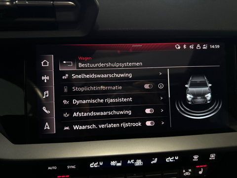 Audi A3 Sportback 45 TFSI e S Line Pano|Keyless|Dodehoek|ACC