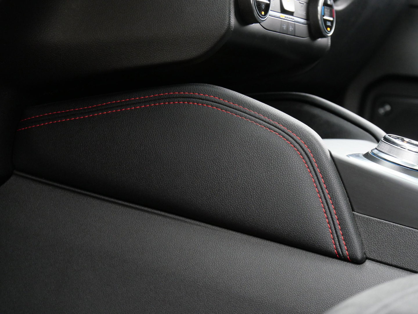 Ford Kuga 2.5 PHEV ST-LINE X/ PANORAMADAK/ DRIVER ASSIST PACK/ DESIGN PACK/ HEAD-UP DISPLAY