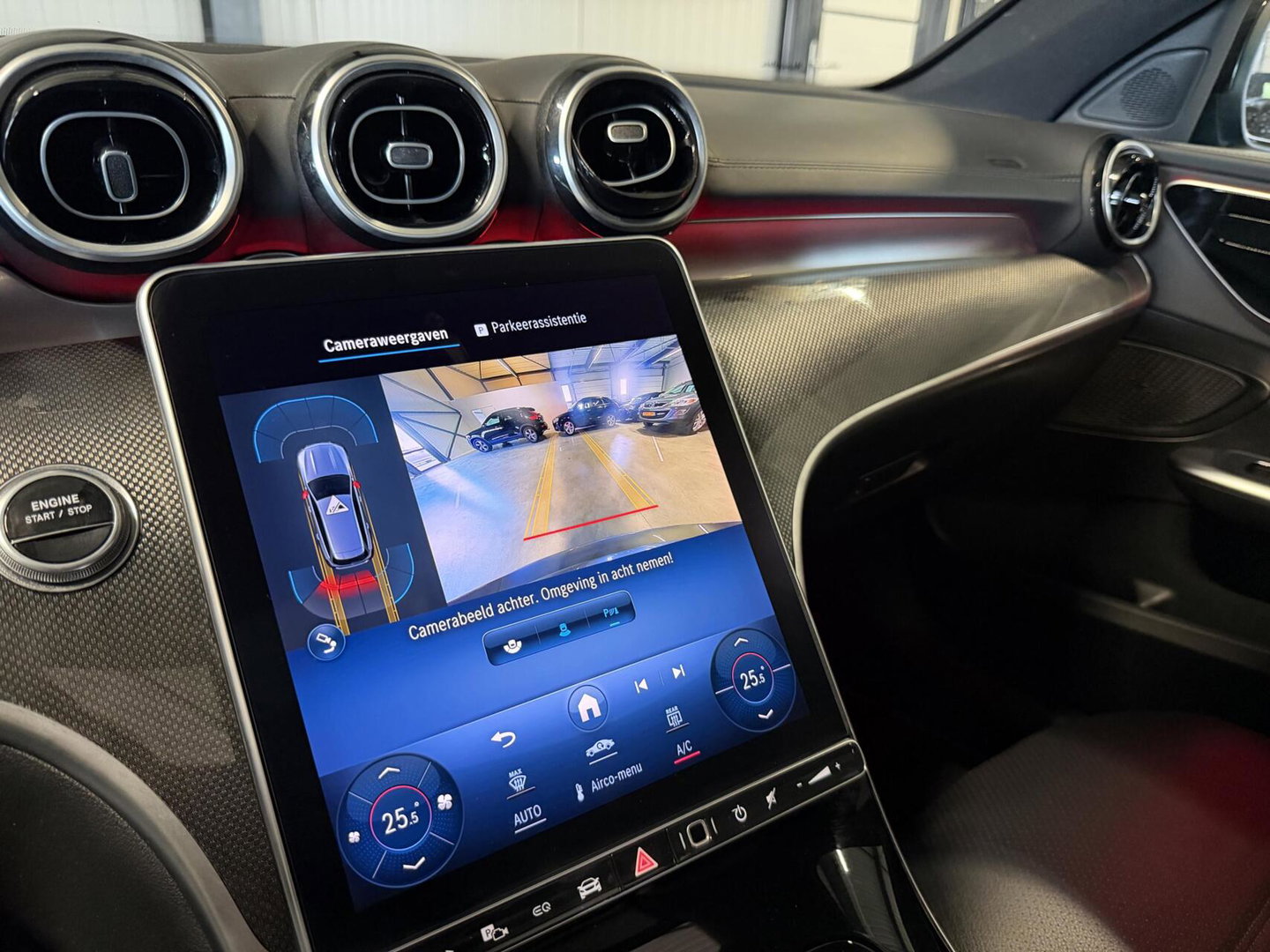 Mercedes-Benz C-Klasse Estate 300 e AMG Line Pano Sfeer Leer NAP