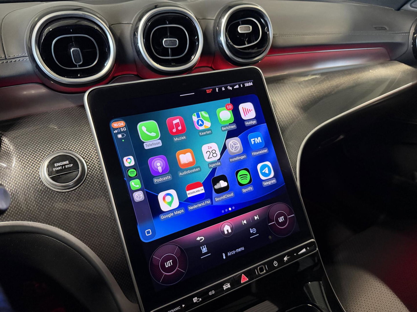 Mercedes-Benz C-Klasse Estate 300 e AMG Line Pano Sfeer Leer NAP