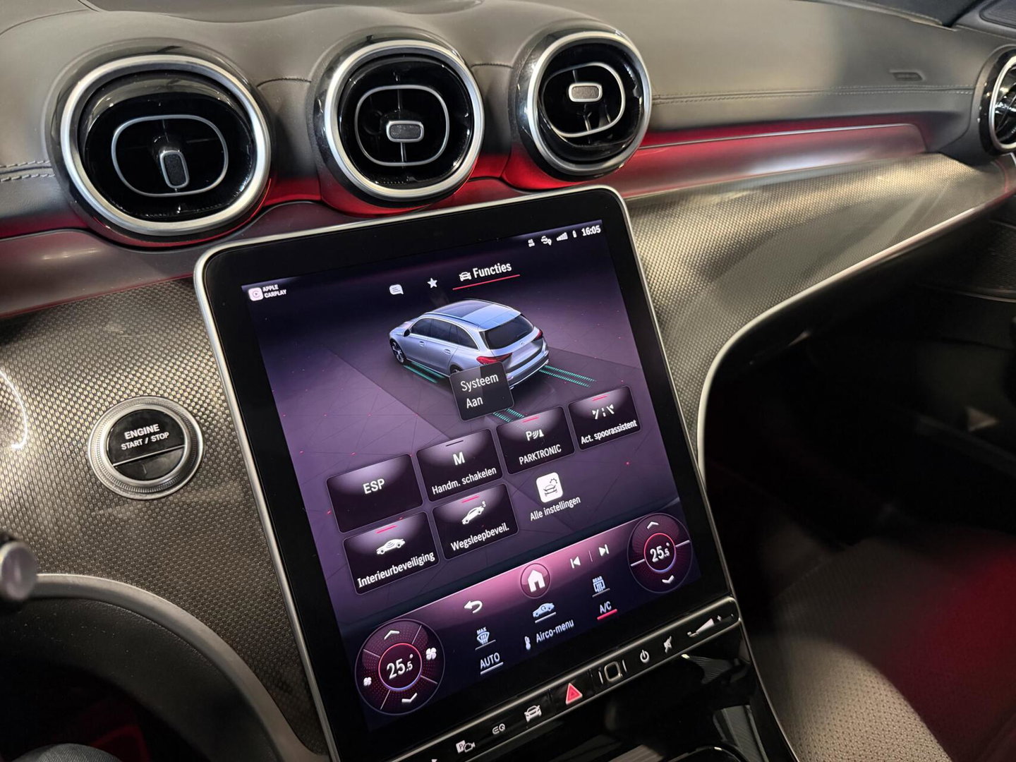 Mercedes-Benz C-Klasse Estate 300 e AMG Line Pano Sfeer Leer NAP