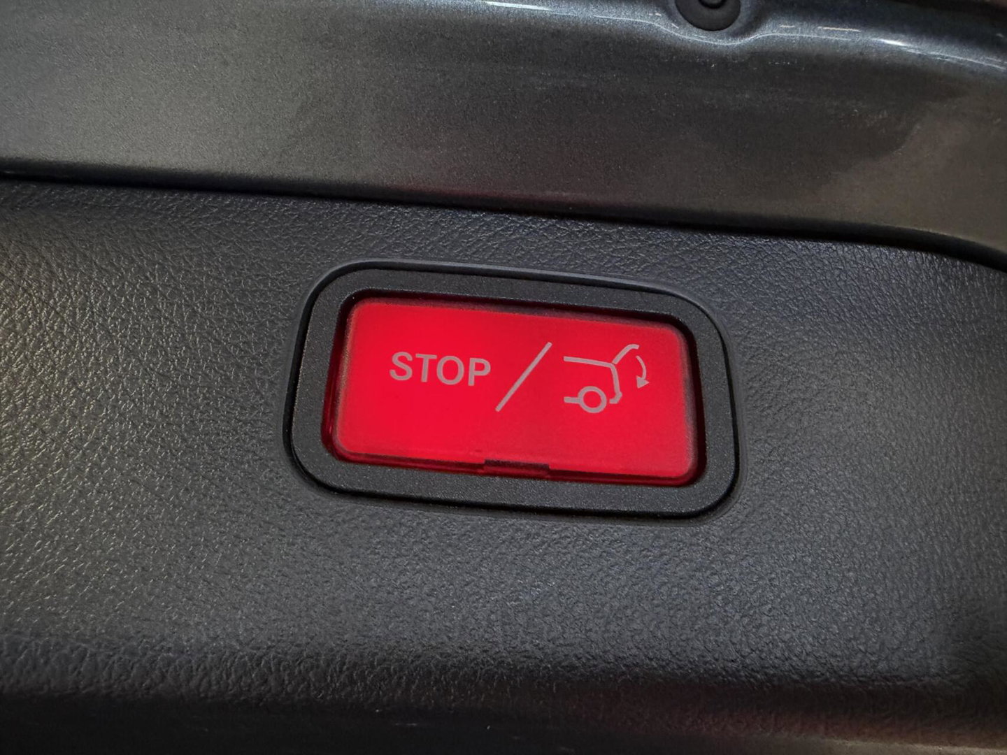 Mercedes-Benz C-Klasse Estate 300 e AMG Line Pano Sfeer Leer NAP