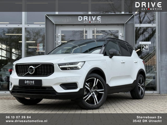 Volvo XC40 - 1.5 T4 Recharge R-Design |Pano|H/K|Winterpakket|360Cam|Trekhaak