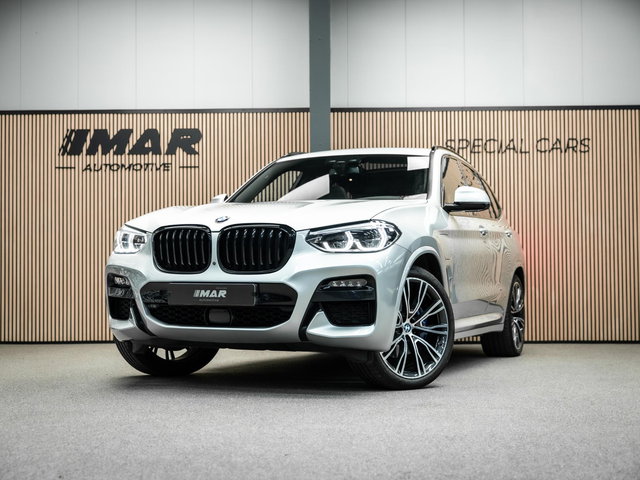 BMW X3 - xDrive30e High Executive | Volledig M uitgevoerd | Stoelverwarming | Harman/Kardon | Memory |