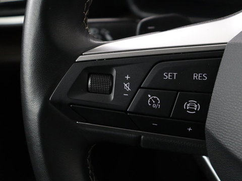 SEAT Leon 1.4 TSI eHybrid PHEV Xcellence | SOH 100% | Stoel & stuurverwarming | Sfeerverlichting | Keyless | Navigatie | Park Assist | Cruise control | Digital Cockpit | Climate control | Plug In