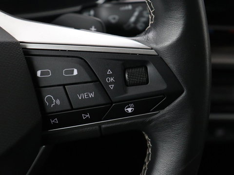 SEAT Leon 1.4 TSI eHybrid PHEV Xcellence | SOH 100% | Stoel & stuurverwarming | Sfeerverlichting | Keyless | Navigatie | Park Assist | Cruise control | Digital Cockpit | Climate control | Plug In