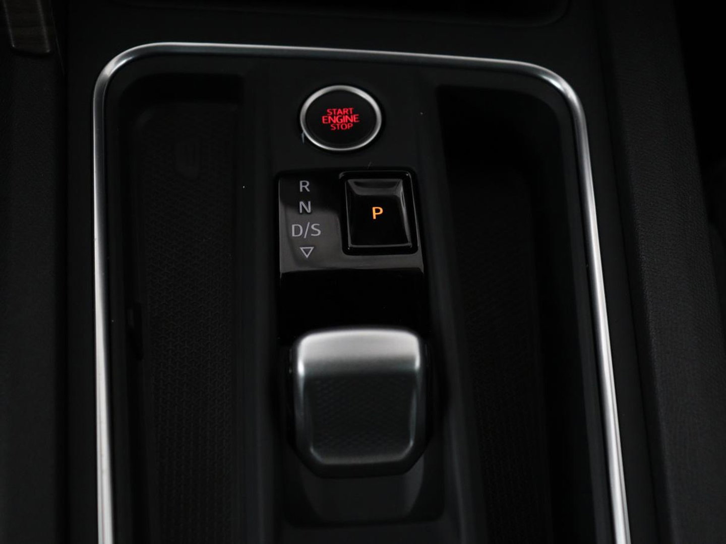 SEAT Leon 1.4 TSI eHybrid PHEV Xcellence | SOH 100% | Stoel & stuurverwarming | Sfeerverlichting | Keyless | Navigatie | Park Assist | Cruise control | Digital Cockpit | Climate control | Plug In