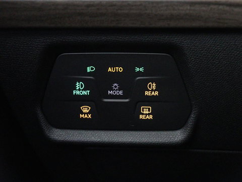 SEAT Leon 1.4 TSI eHybrid PHEV Xcellence | SOH 100% | Stoel & stuurverwarming | Sfeerverlichting | Keyless | Navigatie | Park Assist | Cruise control | Digital Cockpit | Climate control | Plug In