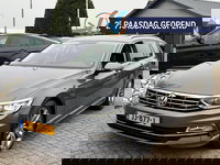 Volkswagen Passat - Variant 1.4 TSI Highline 2016 Pano R-Line Vol Opties