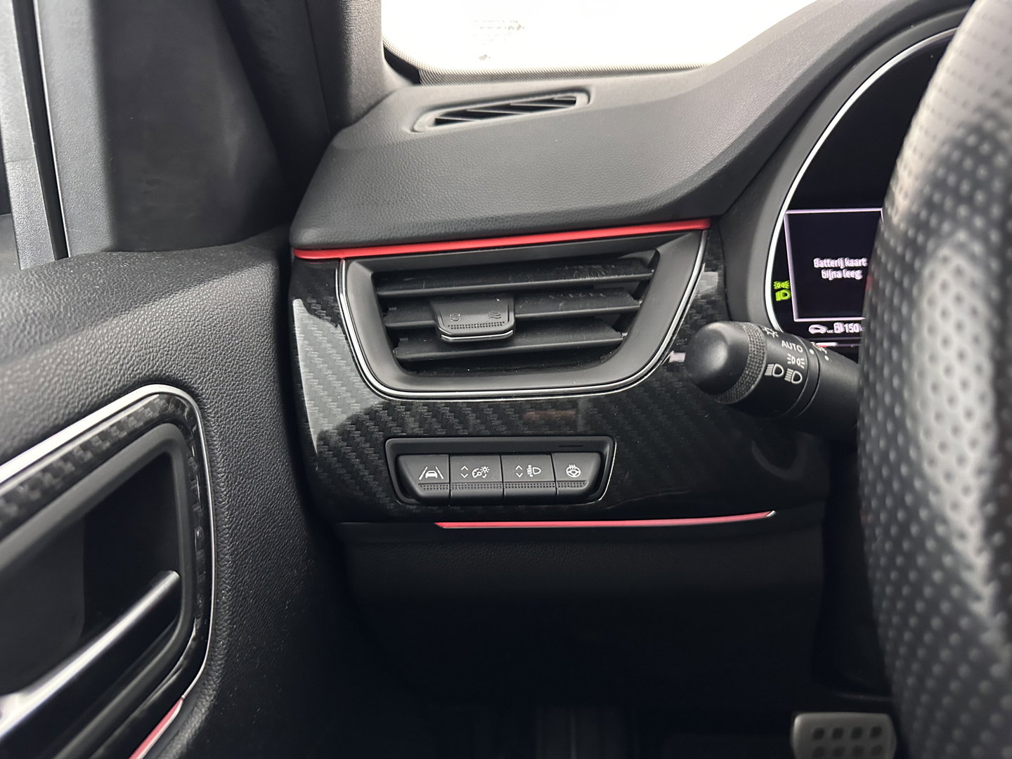 Renault Arkana 1.6 E-Tech Hybrid 145 R.S. Line (INCL.BTW) Aut. *PANO | ADAPTIVE-CRUISE | LEATHER | FULL-LED | BLINDSPOT | CAMERA | HEATED-SPORTSEATS | KEYLESS | AMBIENT-LIGHT | DIGI-COCKPIT | PRIVACY-GLASS | NAVI-FULLMAP | ECC | PDC | 18'