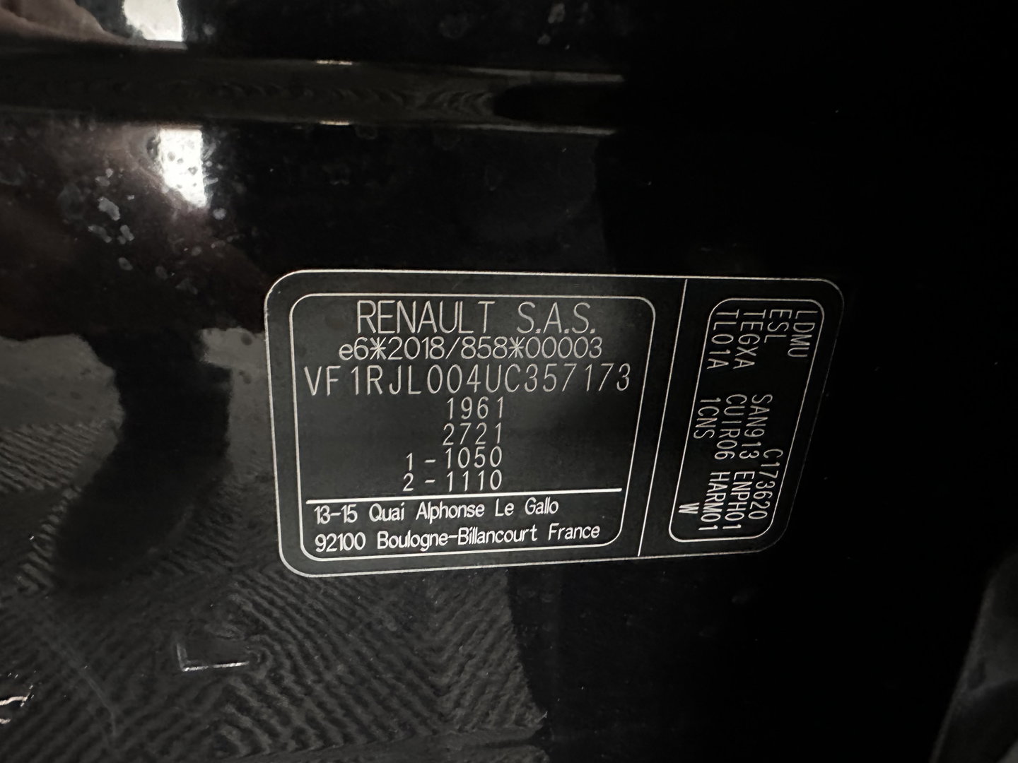 Renault Arkana 1.6 E-Tech Hybrid 145 R.S. Line (INCL.BTW) Aut. *PANO | ADAPTIVE-CRUISE | LEATHER | FULL-LED | BLINDSPOT | CAMERA | HEATED-SPORTSEATS | KEYLESS | AMBIENT-LIGHT | DIGI-COCKPIT | PRIVACY-GLASS | NAVI-FULLMAP | ECC | PDC | 18'